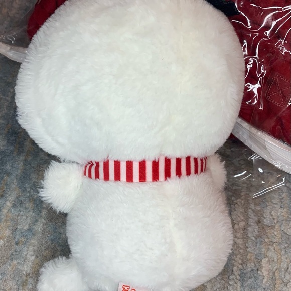 Cuddle Barn Caroling - Picture 2 of 2